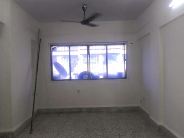 1 BHK Apartment in Kandivali East for rent Mumbai. The reference number is 20013817