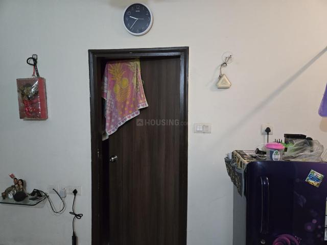 1 BHK Apartment in Kandivali East for rent Mumbai. The reference number is 20616649