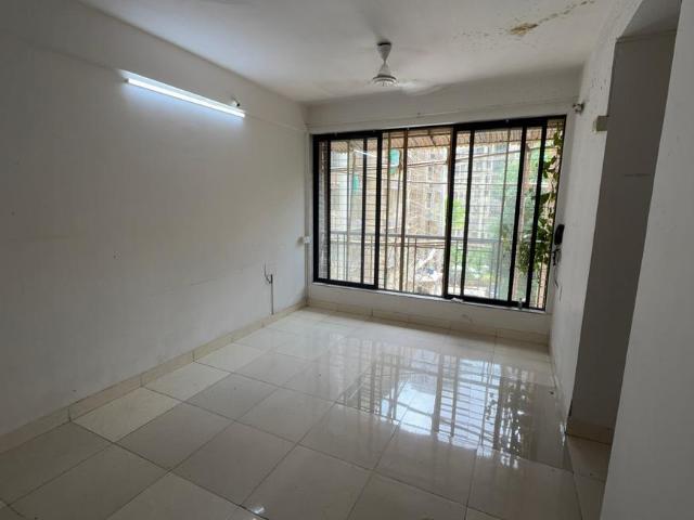 1 BHK Apartment in Kandivali East for rent Mumbai. The reference number is 20702352
