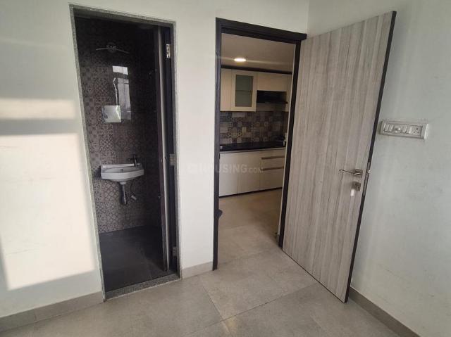 1 BHK Apartment in Kandivali East for rent Mumbai. The reference number is 20794589