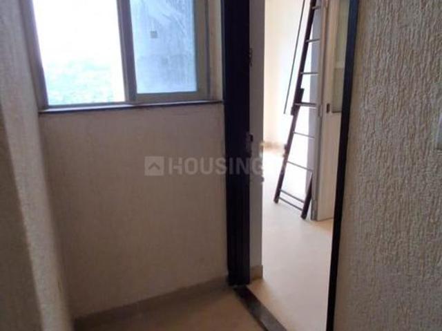 1 BHK Apartment in Kandivali East for rent Mumbai. The reference number is 20983601