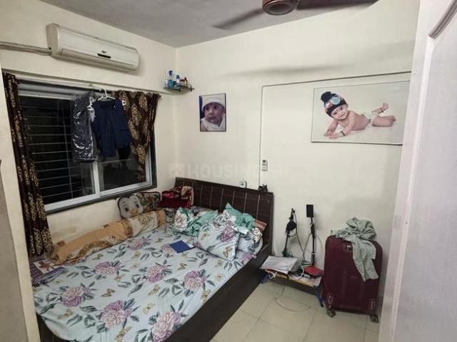 1 BHK Apartment in Kandivali East for resale Mumbai. The reference number is 16826573
