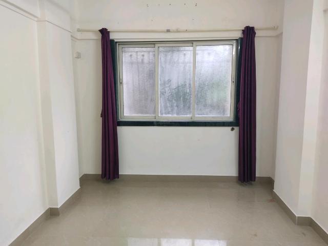 1 BHK Apartment in Kandivali East for resale Mumbai. The reference number is 17811462