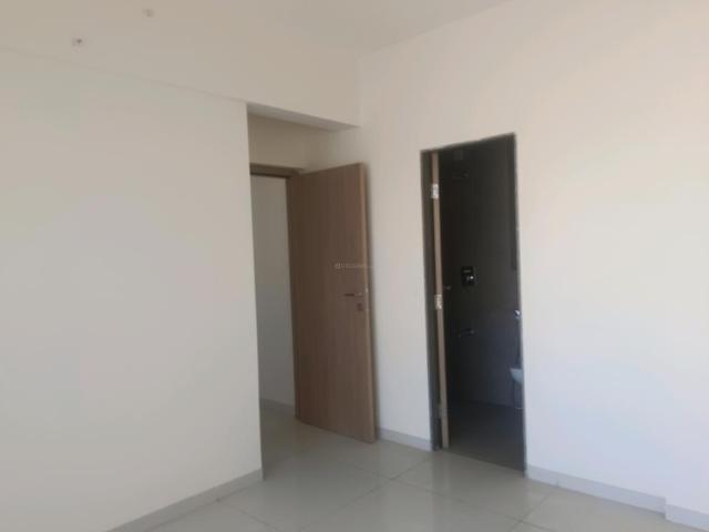 1 BHK Apartment in Kandivali East for resale Mumbai. The reference number is 18963268