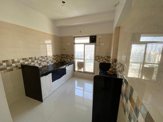 1 BHK Apartment in Kandivali East for resale Mumbai. The reference number is 19566072