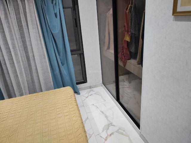 1 BHK Apartment in Kandivali East for resale Mumbai. The reference number is 19567611
