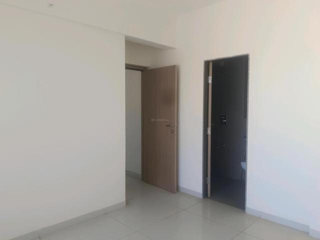 1 BHK Apartment in Kandivali East for resale Mumbai. The reference number is 19817226