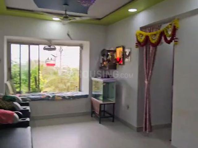 1 BHK Apartment in Kandivali East for resale Mumbai. The reference number is 19831199