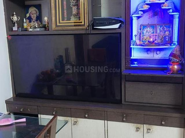 1 BHK Apartment in Kandivali East for resale Mumbai. The reference number is 19238097