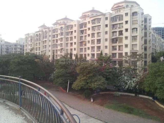 1 BHK Apartment in Kandivali East for resale Mumbai. The reference number is 20683045