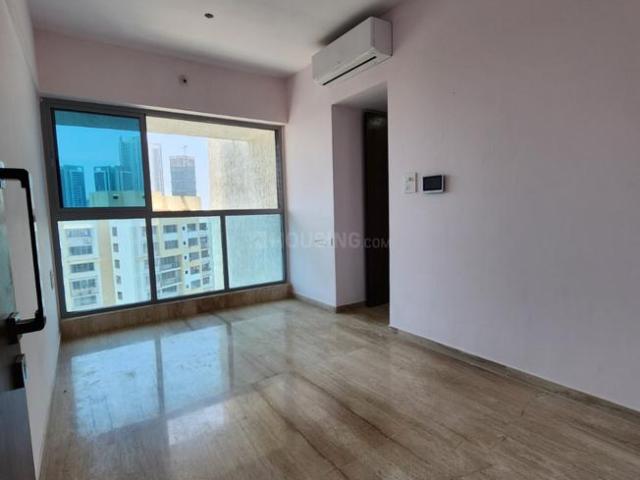 1 BHK Apartment in Kandivali East for resale Mumbai. The reference number is 20696872