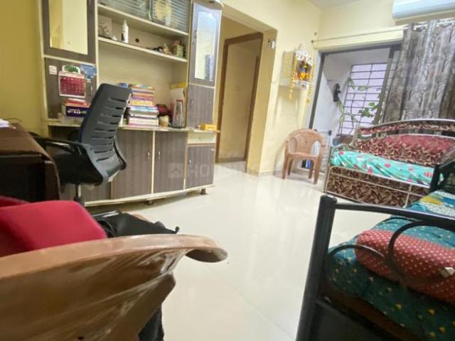 1 BHK Apartment in Kandivali East for resale Mumbai. The reference number is 20755743