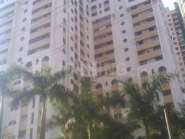 1 BHK Apartment in Kandivali East for resale Mumbai. The reference number is 20951482