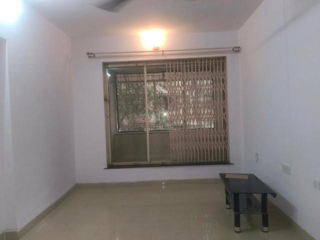1 BHK Apartment in Kandivali East for resale Mumbai. The reference number is 20961822