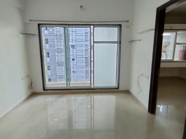 1 BHK Apartment in Kandivali East for resale Mumbai. The reference number is 7759539