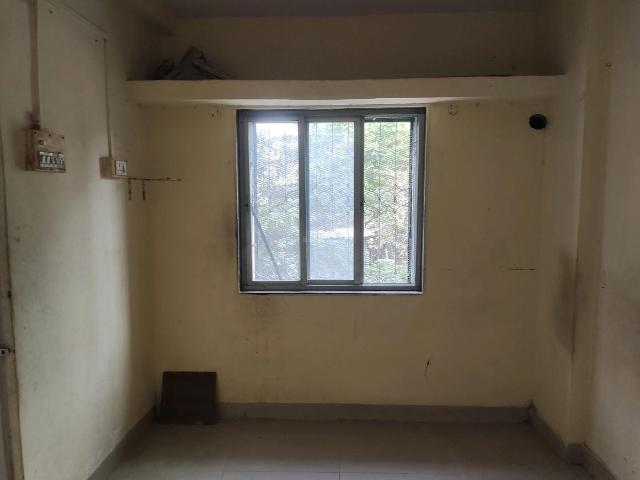 1 BHK Apartment in Kandivali West for rent Mumbai. The reference number is 17064110