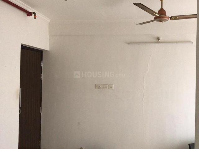 1 BHK Apartment in Kandivali West for rent Mumbai. The reference number is 18053741