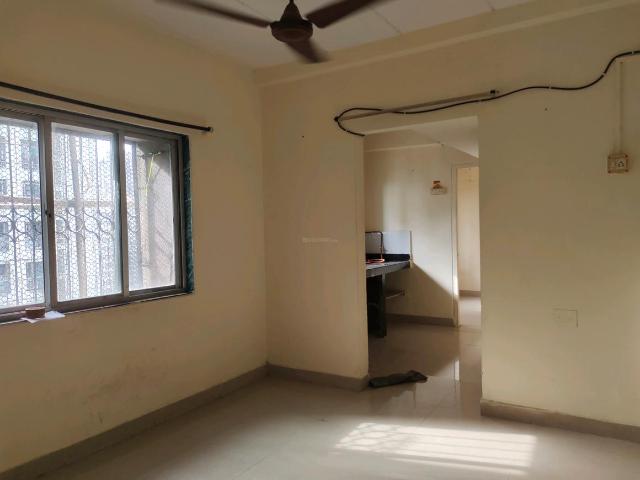 1 BHK Apartment in Kandivali West for rent Mumbai. The reference number is 20695592