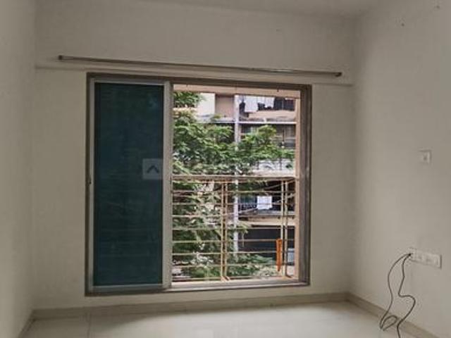 1 BHK Apartment in Kandivali West for resale Mumbai. The reference number is 19363968