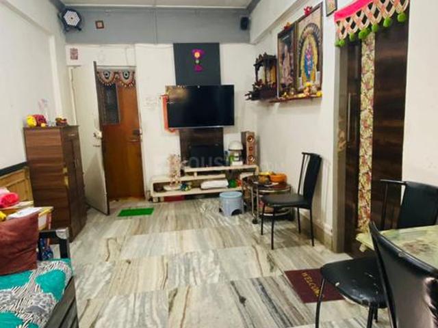 1 BHK Apartment in Kandivali West for resale Mumbai. The reference number is 14253602