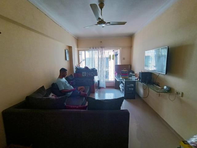 1 BHK Apartment in Kandivali West for resale Mumbai. The reference number is 16438714