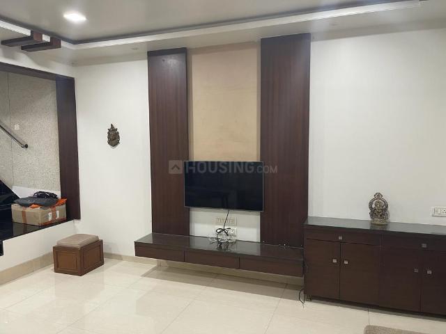 1 BHK Apartment in Kandivali West for resale Mumbai. The reference number is 17499208