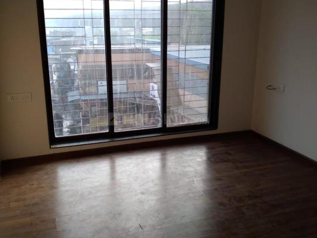 1 BHK Apartment in Kandivali West for resale Mumbai. The reference number is 17592466