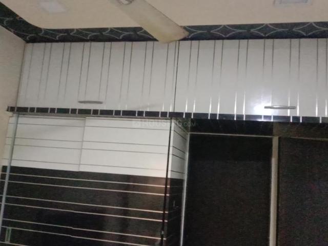 1 BHK Apartment in Kandivali West for resale Mumbai. The reference number is 19666436