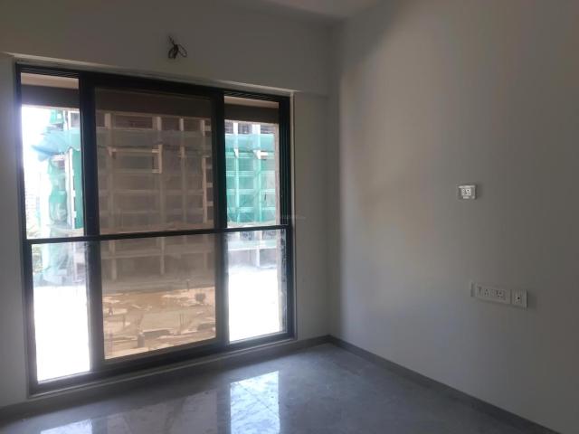 1 BHK Apartment in Kandivali West for resale Mumbai. The reference number is 19773765
