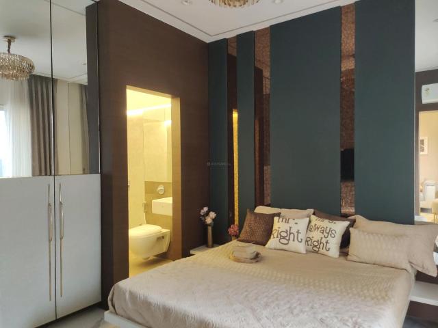 1 BHK Apartment in Kandivali West for resale Mumbai. The reference number is 19997704