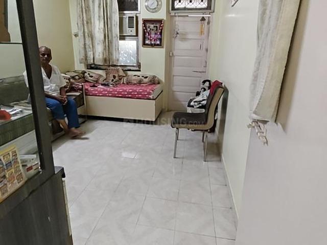1 BHK Apartment in Kandivali West for resale Mumbai. The reference number is 19998782