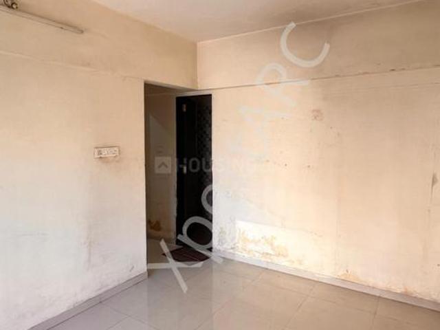 1 BHK Apartment in Kandivali West for resale Mumbai. The reference number is 20434938