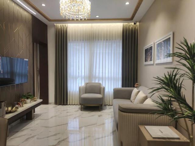 1 BHK Apartment in Kandivali West for resale Mumbai. The reference number is 20445958