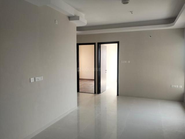 1 BHK Apartment in Kandivali West for resale Mumbai. The reference number is 20528383