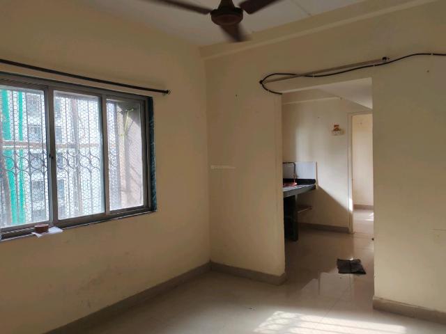 1 BHK Apartment in Kandivali West for resale Mumbai. The reference number is 20695633