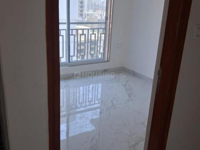 1 BHK Apartment in Kandivali West for resale Mumbai. The reference number is 20891318