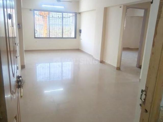 1 BHK Apartment in Kandivali West for resale Mumbai. The reference number is 20307233