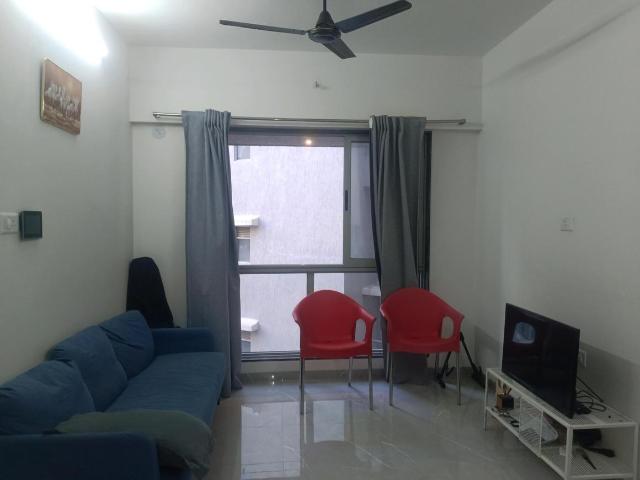 1 BHK Apartment in Kandivali West for resale Mumbai. The reference number is 20309911