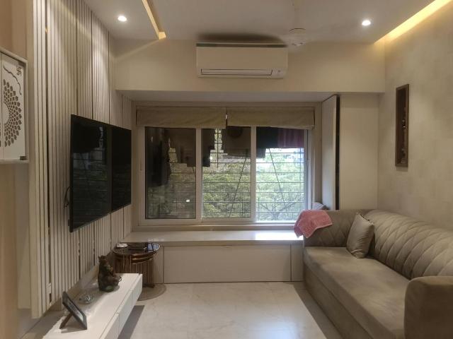 1 BHK Apartment in Kandivali West for resale Mumbai. The reference number is 20360330