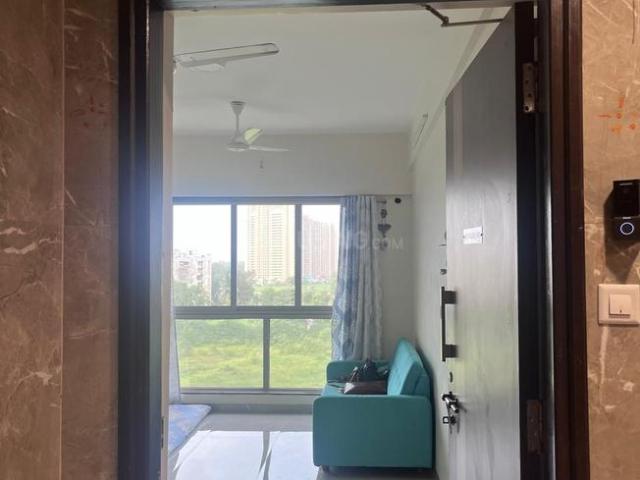 1 BHK Apartment in Kandivali West for resale Mumbai. The reference number is 20365804