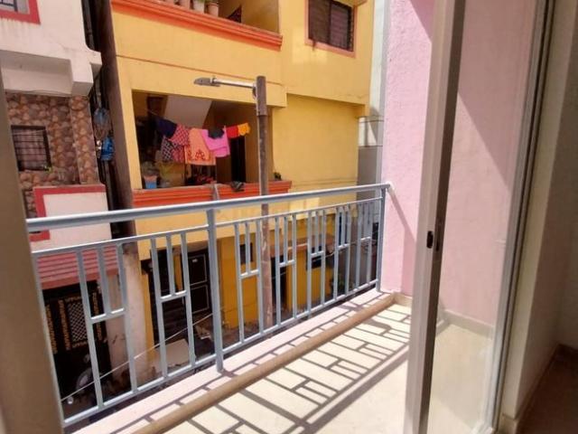 1 BHK Apartment in Karve Nagar for rent Pune. The reference number is 20887404