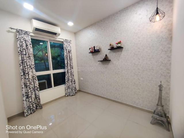 1 BHK Apartment in Kasarvadavali, Thane West for resale Ghodbunder Road. The reference number is 16863920