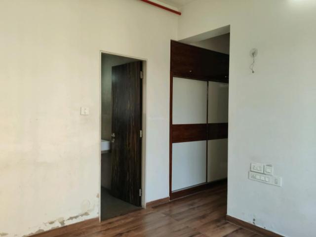 1 BHK Apartment in Kasarvadavali for rent Thane. The reference number is 15140934