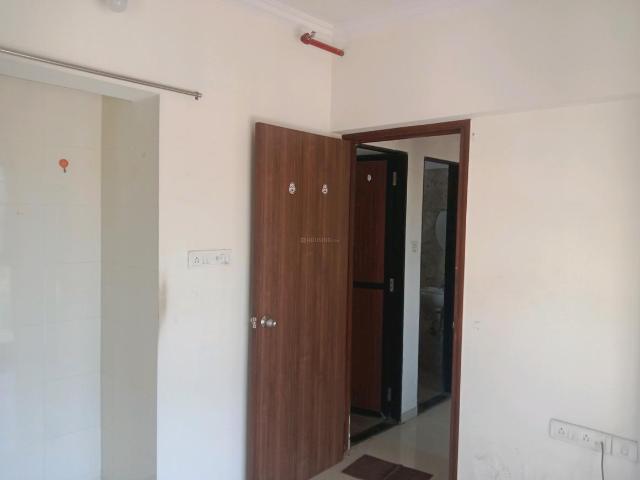1 BHK Apartment in Kasarvadavali for rent Thane. The reference number is 15492287
