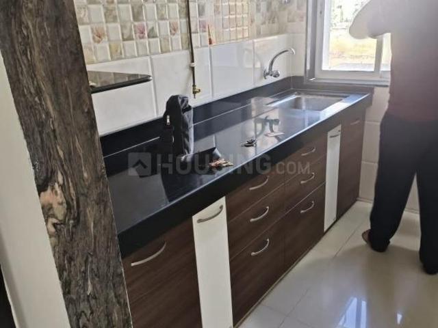 1 BHK Apartment in Kasarvadavali for rent Thane. The reference number is 15492409