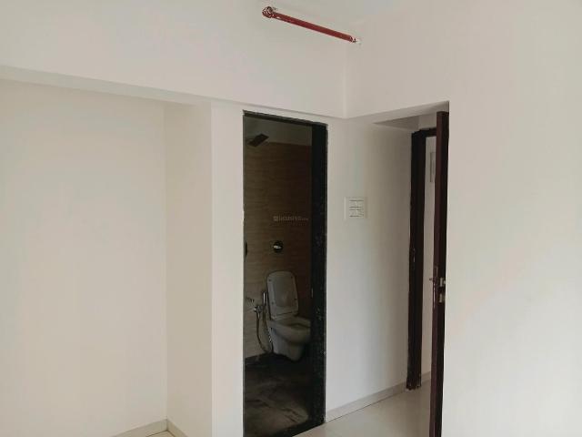 1 BHK Apartment in Kasarvadavali for rent Thane. The reference number is 18326776