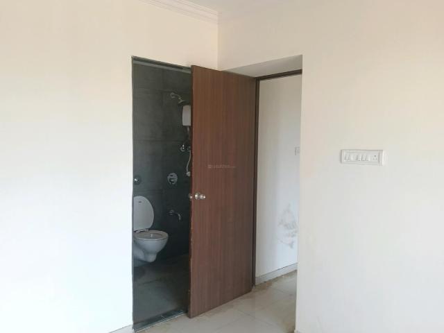 1 BHK Apartment in Kasarvadavali for rent Thane. The reference number is 18333819