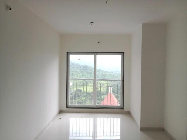 1 BHK Apartment in Kasarvadavali for rent Thane. The reference number is 18402966