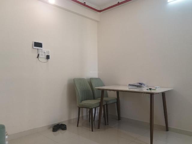 1 BHK Apartment in Kasarvadavali for rent Thane. The reference number is 18550277