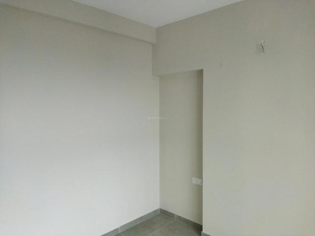 1 BHK Apartment in Kasarvadavali for rent Thane. The reference number is 18680119